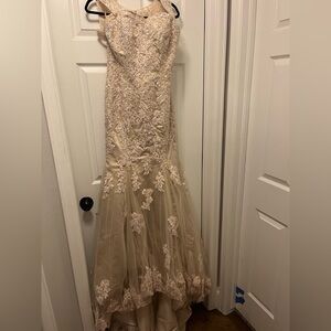 Ivory mermaid wedding gown